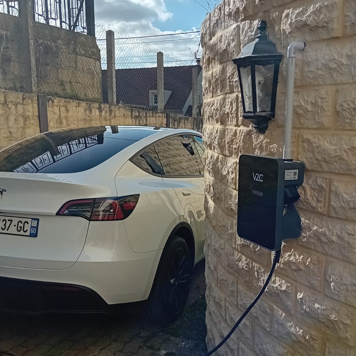 Bornes de recharge pour véhicules électriques | Installation 13 Service photo Delec Réseaux 7